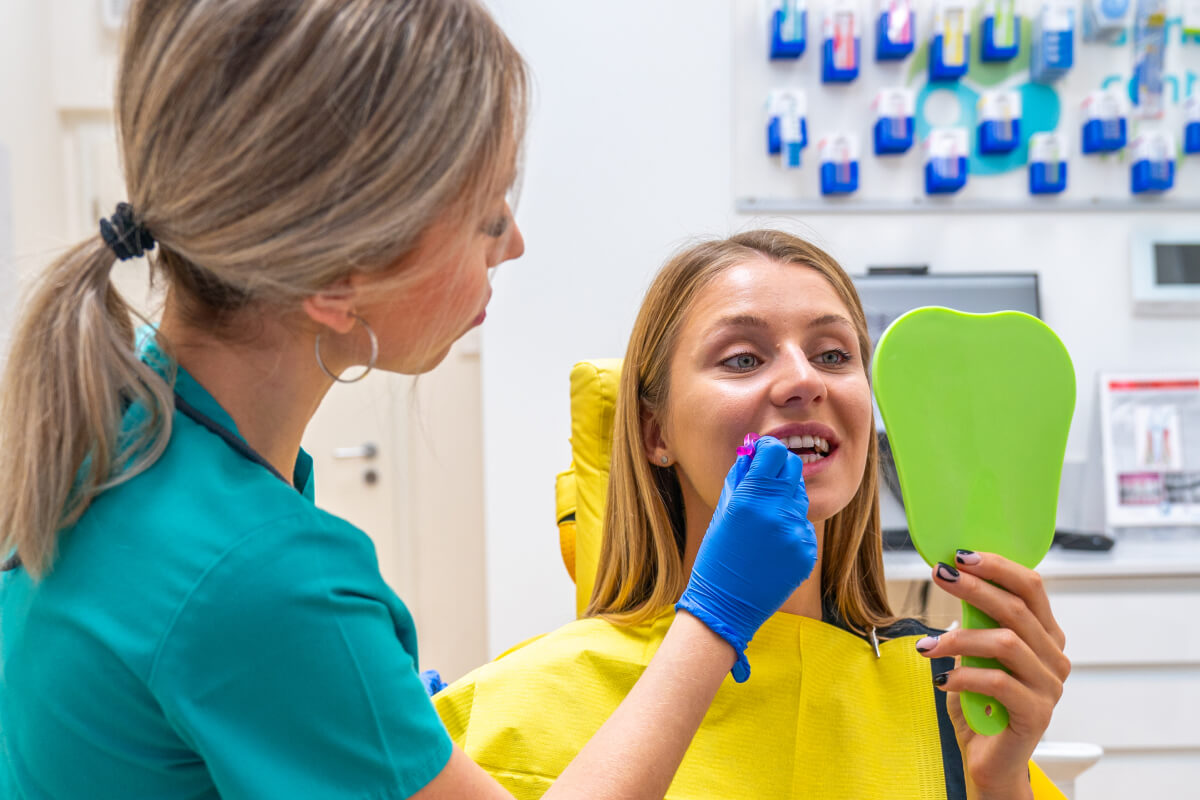 Ako sa lieči parodontitída / parodontóza? | Dental Centrum NIVY