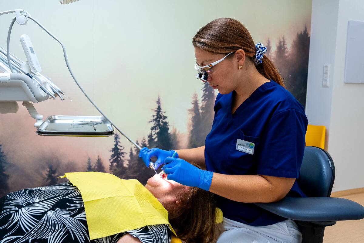 Kedy zubár odporúči zachrániť zub pred extrakciou? | Dental Centrum NIVY